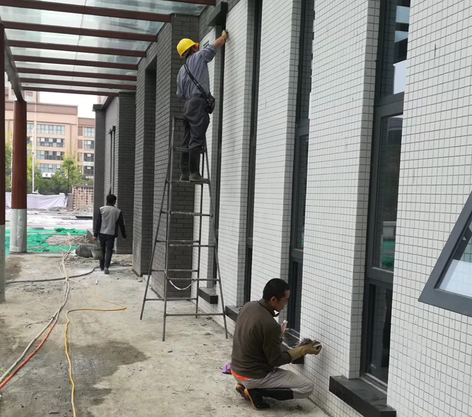 新樓盤新建筑外墻清洗、建筑清洗工作